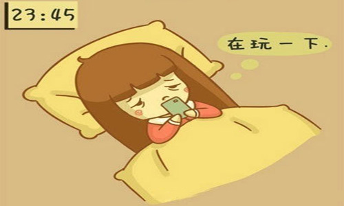 深夜手機(jī)黨，當(dāng)心視力健康，建議貼防藍(lán)光膜